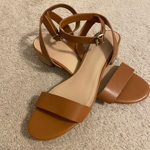 Gap tan low heel sandal